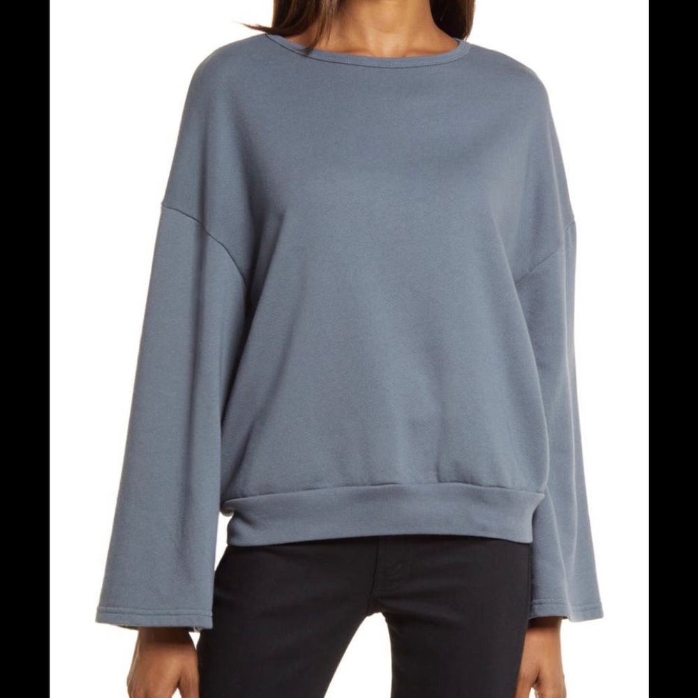T♥️SOLD♥️SOLD♥️♥️NWT*TREASURE & BOND VOLUMN SLEEVE GREY SWEATSHIRT*SM*MSRP  $48